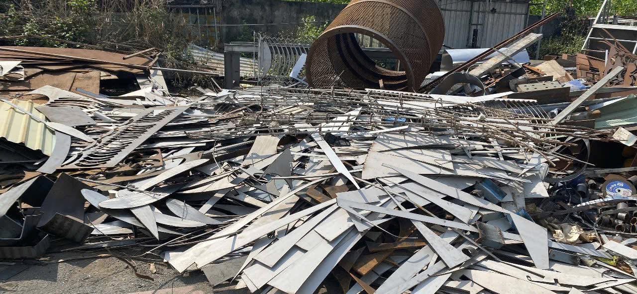 Thu mua phế liệu công trình giá cao tại TPHCM