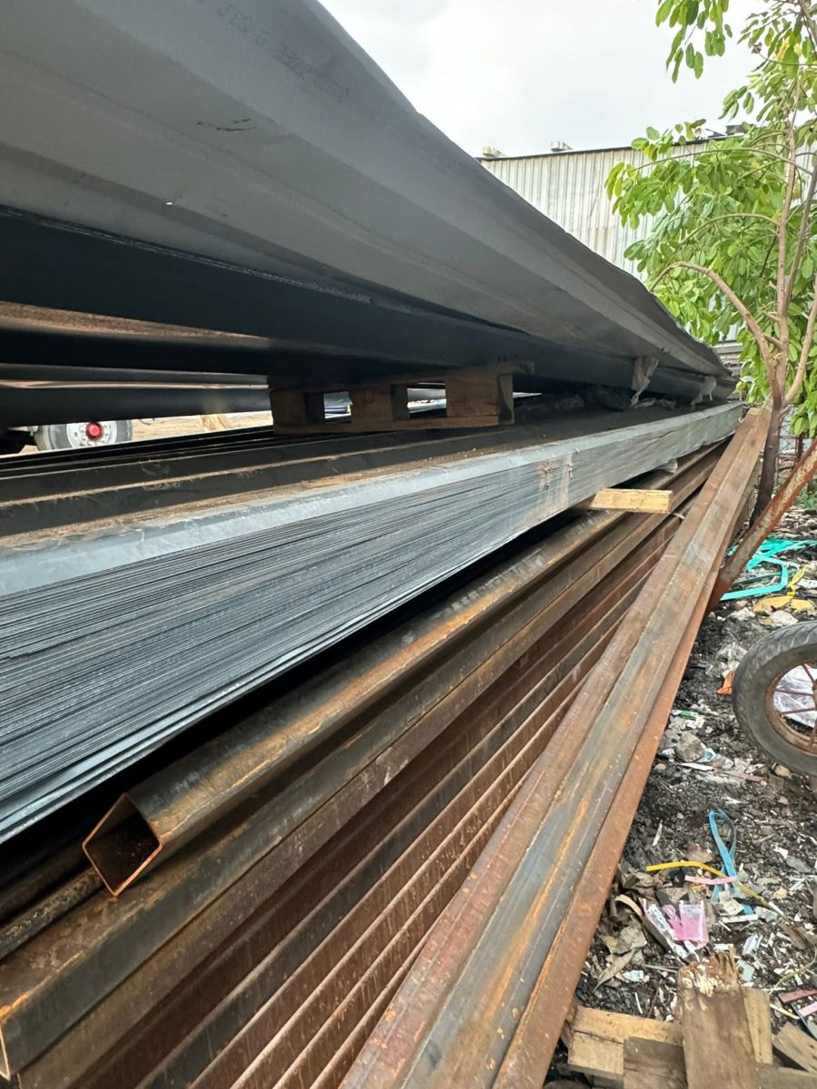 Thu mua sắt công trình giá cao